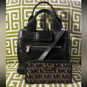 Vintage Y2K Michael Kors Greenwich Pebbled Leather Black Handbag Tote & Wallet